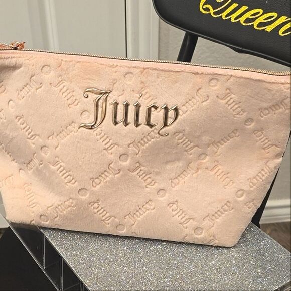 Juicy Couture Diagonal Logo Velour Cosmetic Pouch - Picture 3 of 8
